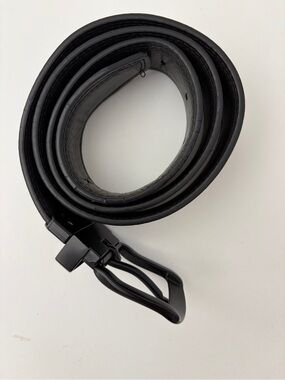 Dickies Men's Black Leather Belt with Matte Black Buckle